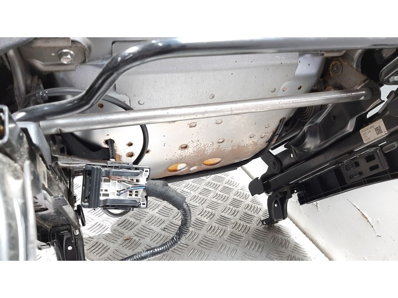 Recambio de asiento delantero izquierdo para mazda 5 berl. (cr) 2.0 crtd active+ (105kw) referencia OEM IAM   