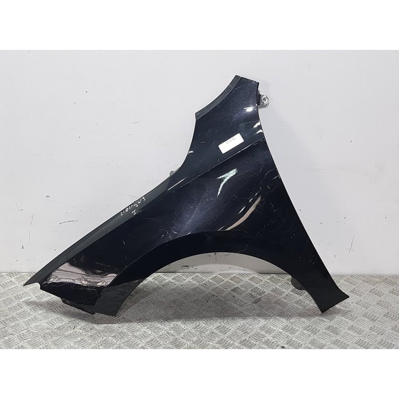 Recambio de aleta delantera izquierda para seat toledo (kg3) reference referencia OEM IAM 5JA821021C NEGRO 