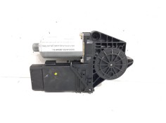 Recambio de motor elevalunas delantero izquierdo para volkswagen passat berlina (3b2) básico referencia OEM IAM 0130821695  