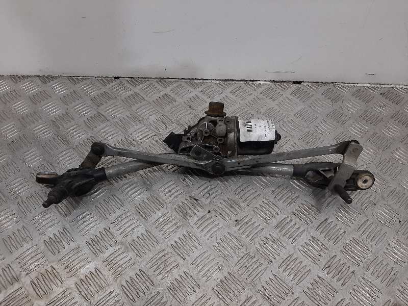 Recambio de motor limpia delantero para renault megane iii coupe 1.5 dci diesel referencia OEM IAM   