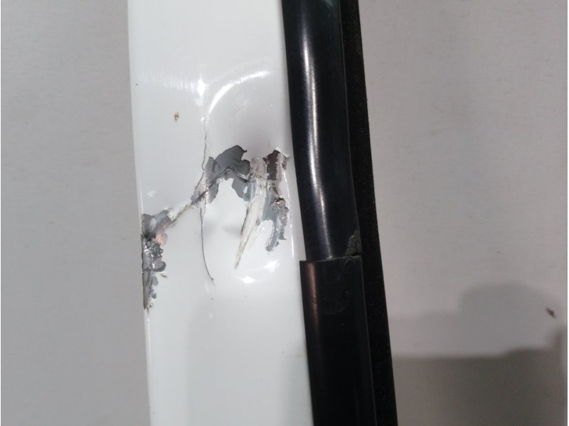 Recambio de puerta delantera derecha para jeep gr.cherokee (zj)/(z) referencia OEM IAM  BLANCA 