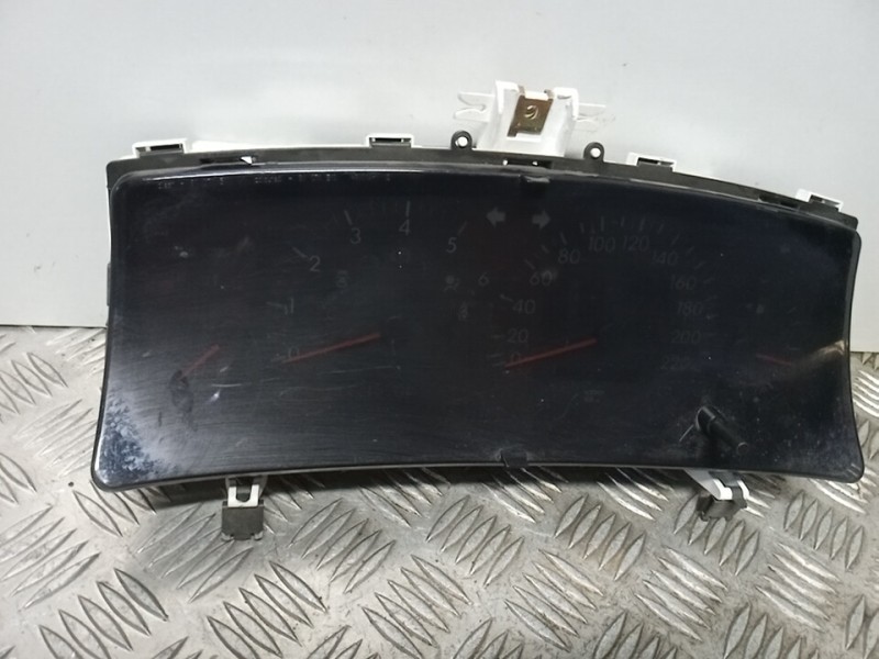 Recambio de cuadro instrumentos para toyota corolla (e12) 1.4 d-4d luna compact referencia OEM IAM   