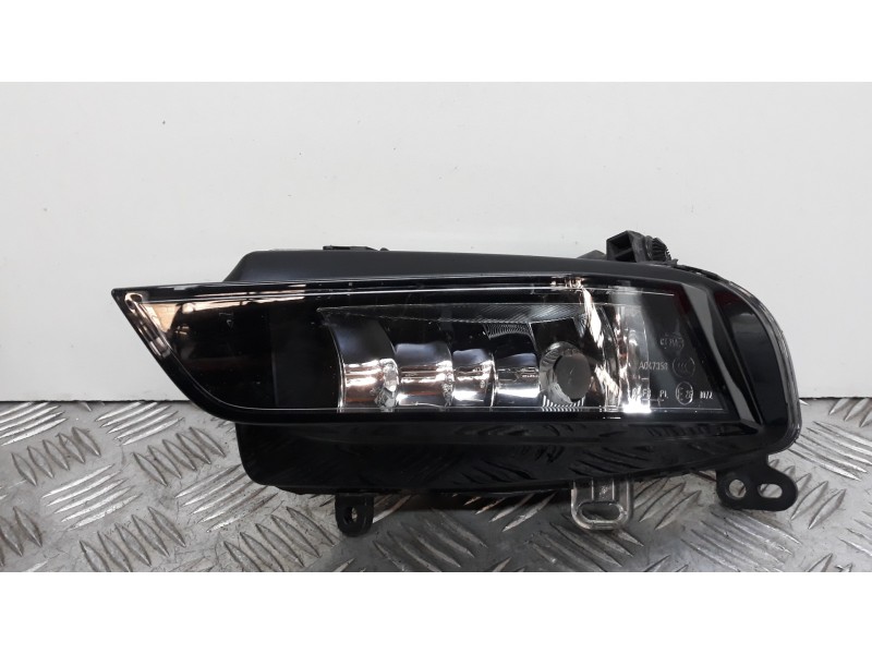 Recambio de faro antiniebla izquierdo para audi a1 sportback (8xf) adrenalin referencia OEM IAM 1NE01083219  