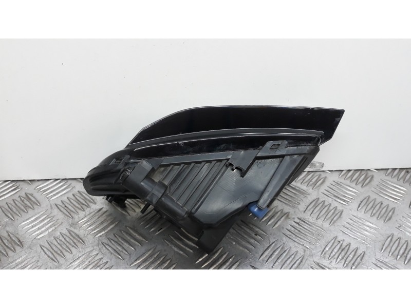 Recambio de faro antiniebla izquierdo para audi a1 sportback (8xf) adrenalin referencia OEM IAM 1NE01083219  