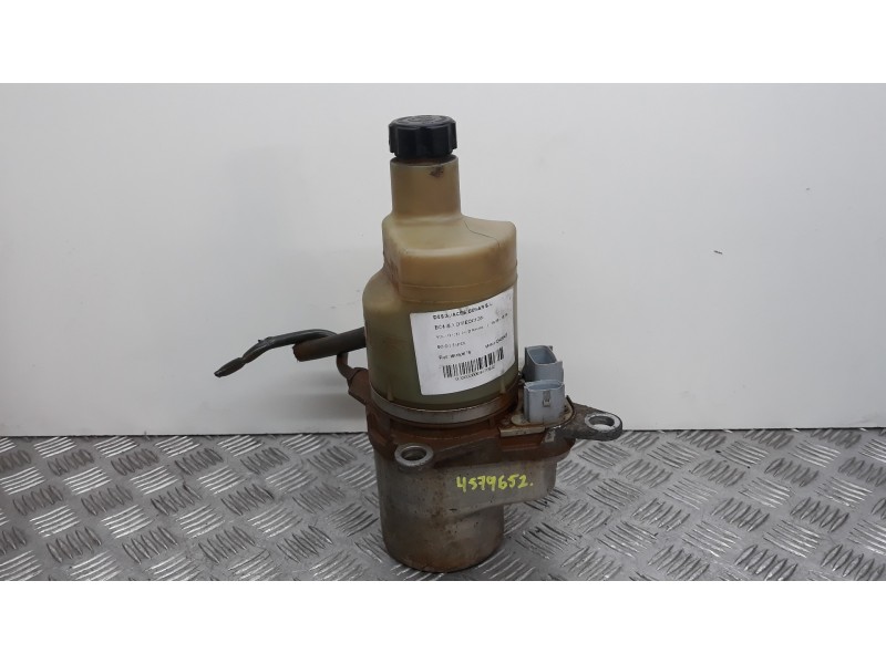 Recambio de bomba direccion para volvo c30 2.0 d kinetic referencia OEM IAM 1040085018095  