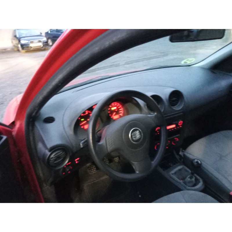 SEAT IBIZA III (6L1) - imagen 6
