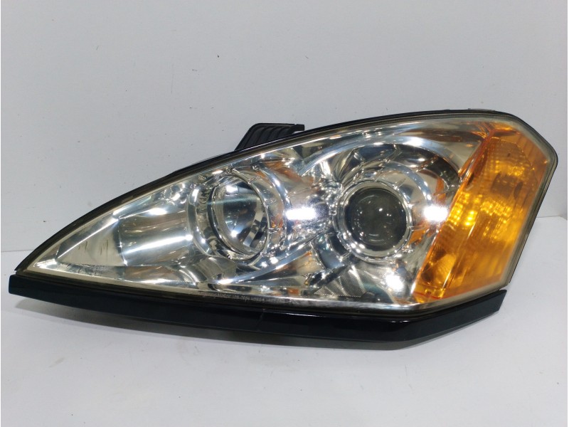 Recambio de faro izquierdo para ssangyong kyron 200 xdi limited referencia OEM IAM 8310108B14  
