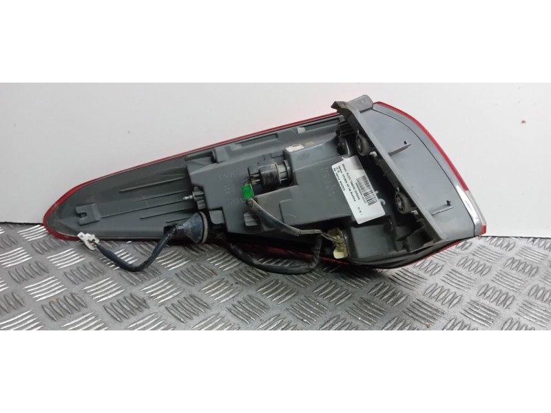 Recambio de piloto trasero derecho para hyundai i40 cab bluedrive referencia OEM IAM 924023Z6  