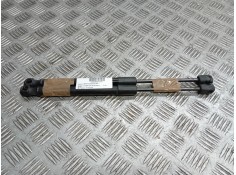 Recambio de amortiguadores capo para hyundai i40 cab bluedrive referencia OEM IAM 811613Z000  