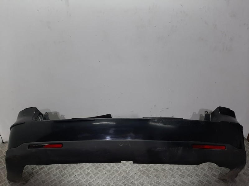 Recambio de paragolpes trasero para ssangyong kyron 200 xdi limited referencia OEM IAM 4081008B01 NEGRO 