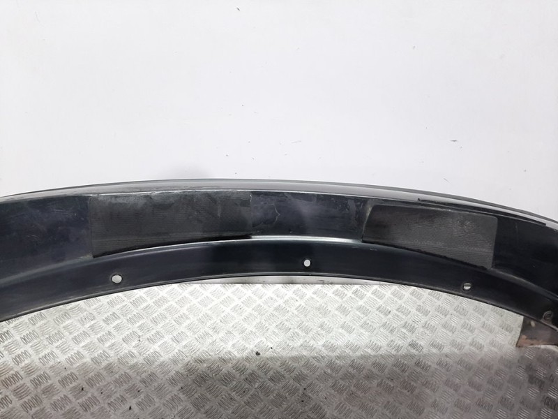 Recambio de paragolpes trasero para ssangyong kyron 200 xdi limited referencia OEM IAM 4081008B01 NEGRO 