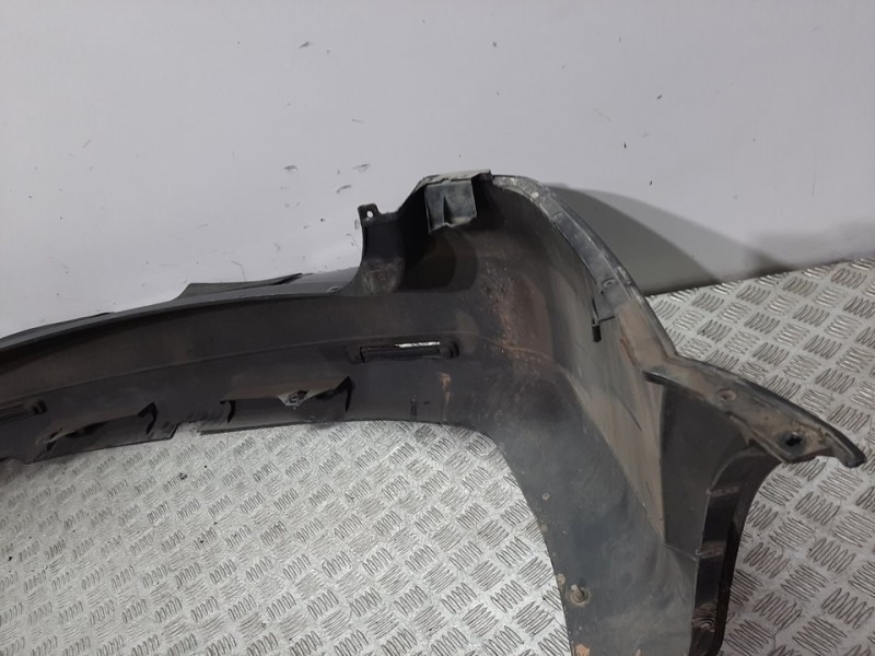 Recambio de paragolpes trasero para ssangyong kyron 200 xdi limited referencia OEM IAM 4081008B01 NEGRO 