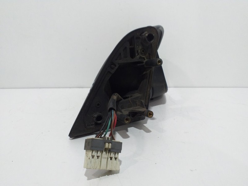 Recambio de retrovisor derecho para citroën xsara picasso 2.0 hdi exclusive referencia OEM IAM 015816  