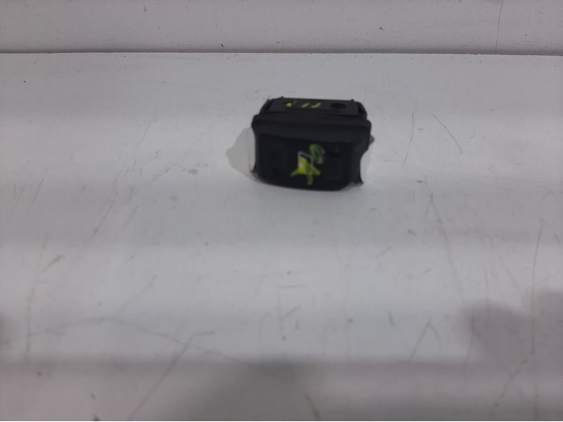 Recambio de mando elevalunas delantero derecho para citroën xsara picasso 2.0 hdi exclusive referencia OEM IAM    Recambio de mando elevalunas delantero derecho para citroën xsara picasso 2.0 hdi exclusive referencia OEM IAM