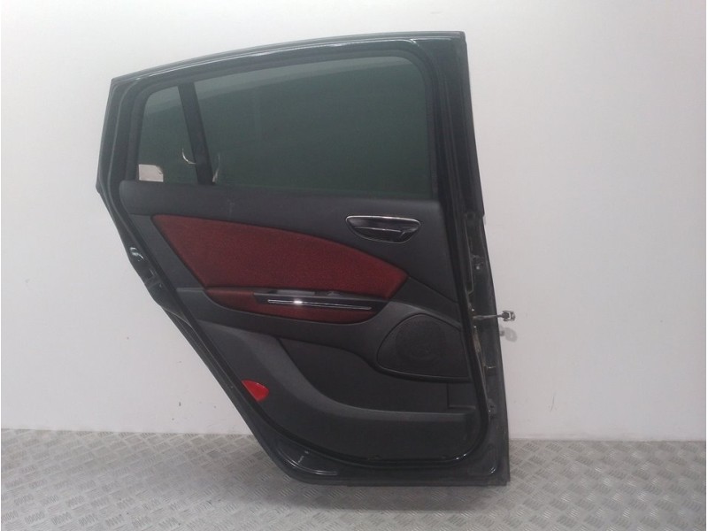 Recambio de puerta trasera izquierda para fiat bravo (198) 1.4 16v t jet sport (110kw) referencia OEM IAM 0051839096 NEGRO 