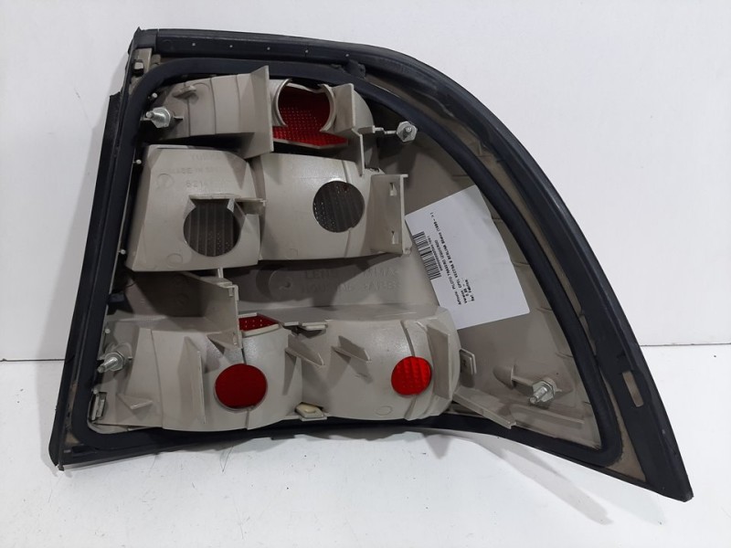 Recambio de piloto trasero izquierdo para opel vectra b berlina básico (1999) referencia OEM IAM   