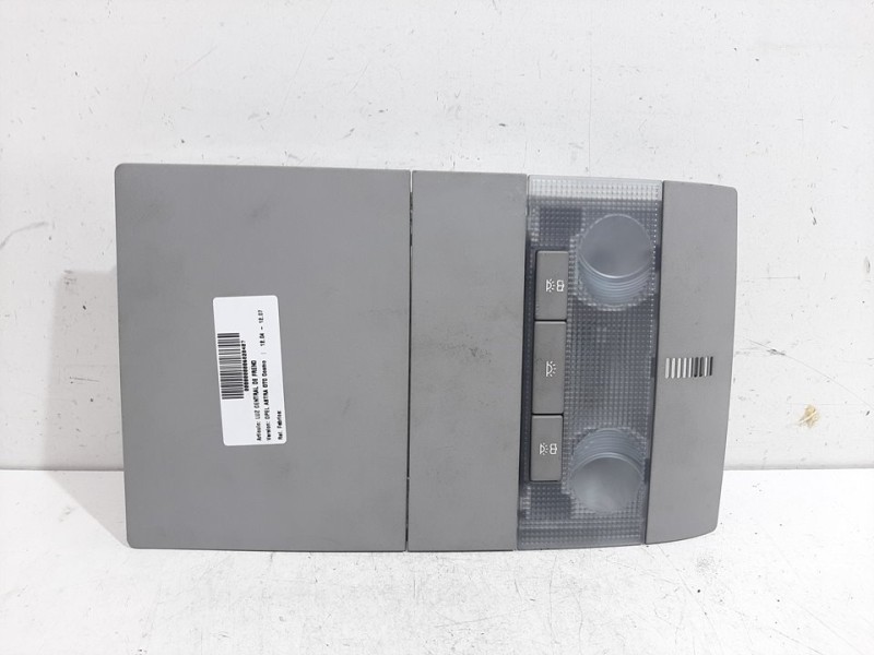 Recambio de luz central de freno para opel astra gtc cosmo referencia OEM IAM  13112203 