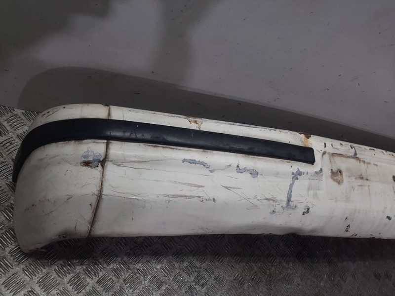 Recambio de paragolpes trasero para citroën bx berlina 19 gt referencia OEM IAM 95661833  
