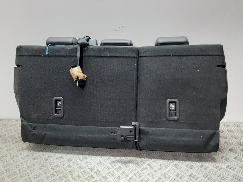 Recambio de asientos traseros para mazda cx-3 center-line referencia OEM IAM   