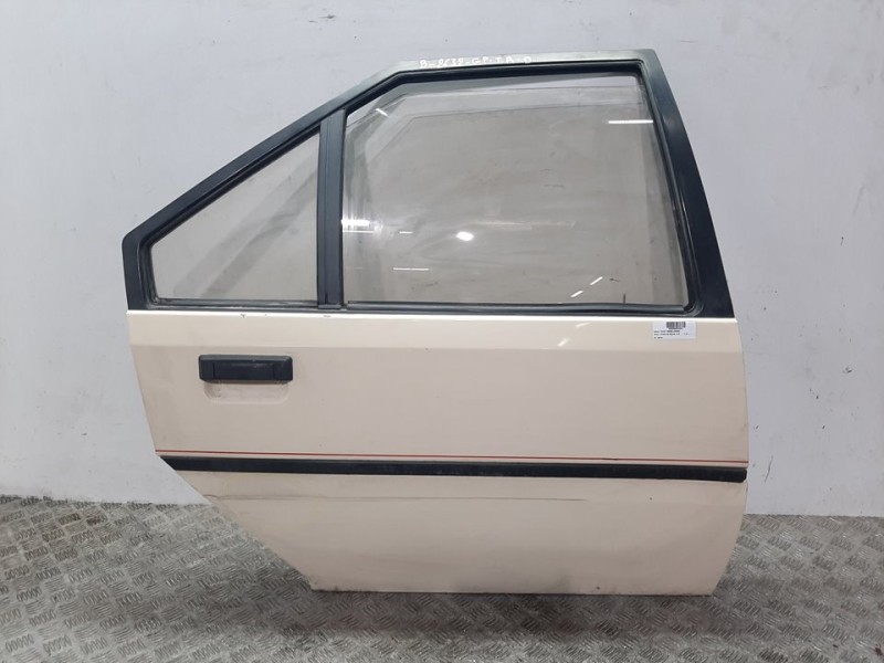 Recambio de puerta trasera derecha para citroën bx berlina 19 gt referencia OEM IAM 900876  