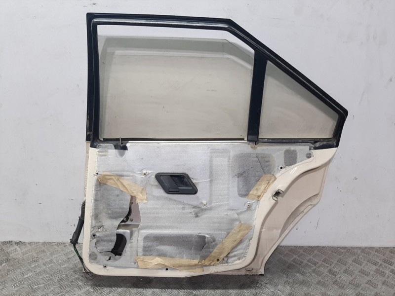 Recambio de puerta trasera derecha para citroën bx berlina 19 gt referencia OEM IAM 900876  