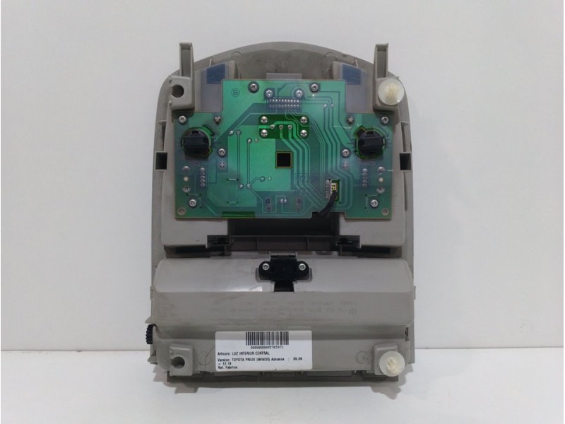 Recambio de luz interior central para toyota prius (nhw30) advance referencia OEM IAM  1D111103G 