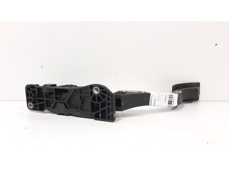 Recambio de pedal acelerador para ford c-max trend referencia OEM IAM 17388800  