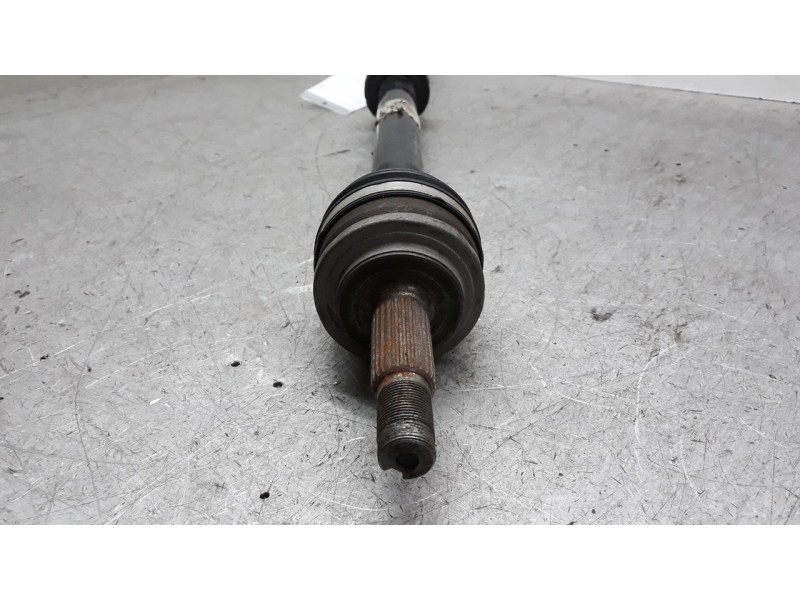 Recambio de transmision delantera derecha para toyota auris live referencia OEM IAM 4341002571  