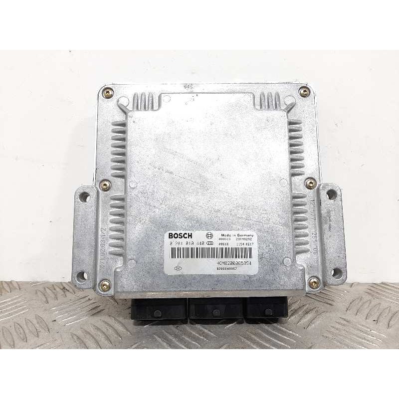 Recambio de centralita motor uce para volvo s40 berlina 1.9 d referencia OEM IAM 0281010440 HOM8200065994 