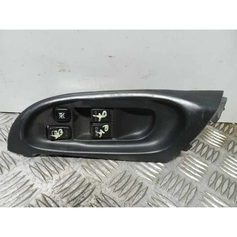 Recambio de mando elevalunas delantero izquierdo para nissan almera (n16/e) line up referencia OEM IAM 80961  