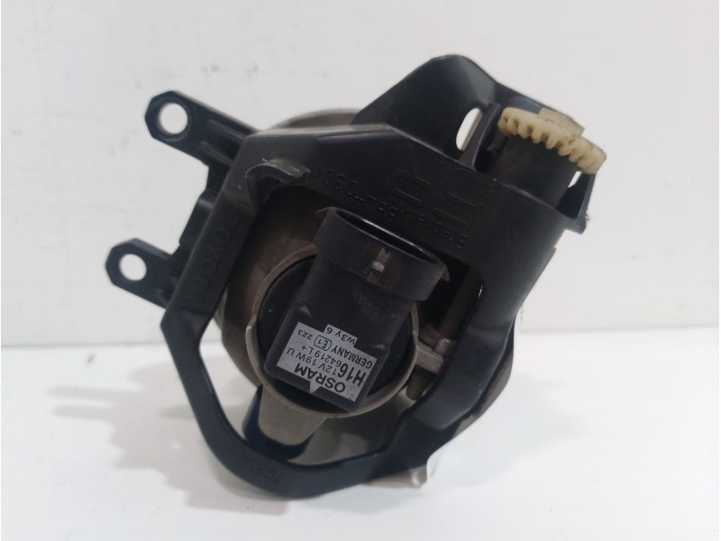 Recambio de faro antiniebla derecho para toyota prius (nhw30) plug-in hybrid advance referencia OEM IAM 1331403  