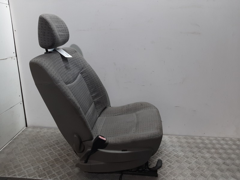 Recambio de asiento delantero izquierdo para ford transit connect (tc7) furgón (2006) referencia OEM IAM   