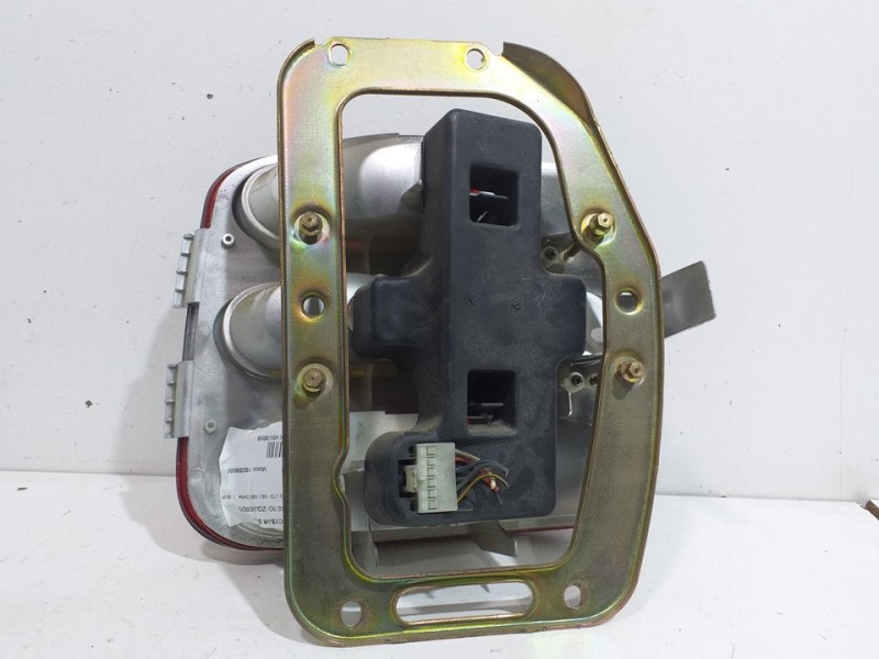 Recambio de piloto trasero izquierdo para fiat brava (182) jtd 105 / 100 clima referencia OEM IAM 37210751   Recambio de piloto trasero izquierdo para fiat brava (182) jtd 105 / 100 clima referencia OEM IAM 37210751