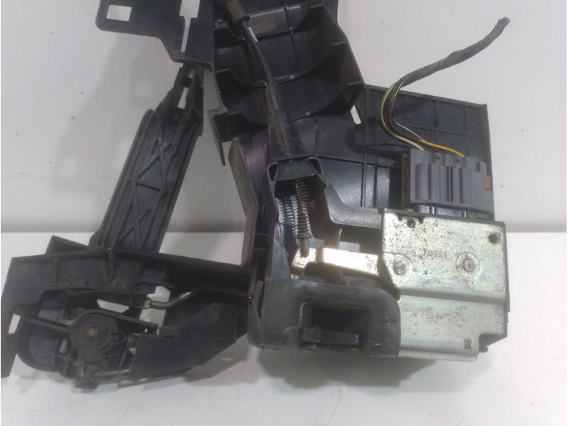 Recambio de cerradura puerta delantera izquierda para ford fiesta (cbk) ambiente referencia OEM IAM 2S51B21  