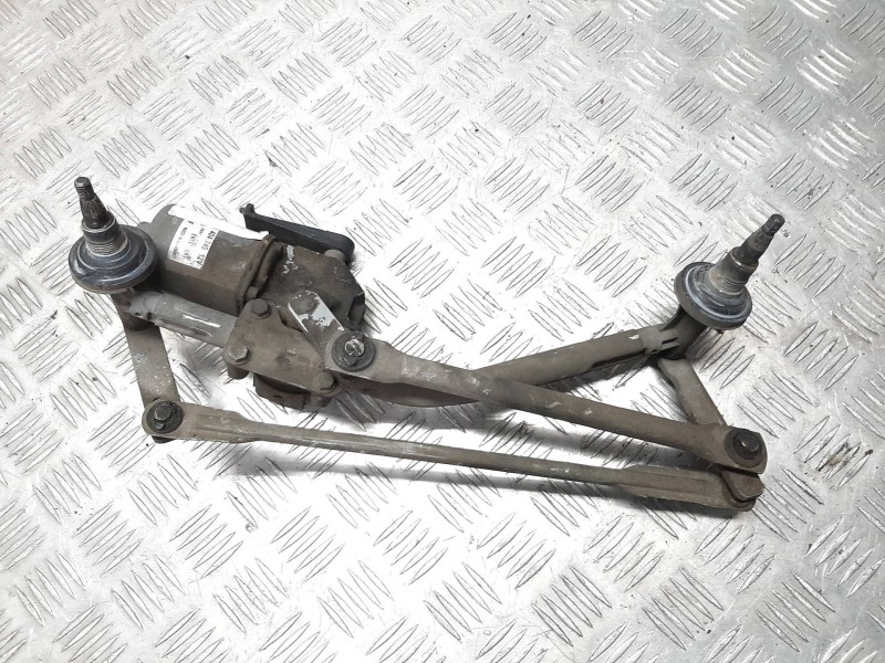 Recambio de motor limpia delantero para ford fiesta (cbk) ambiente referencia OEM IAM   