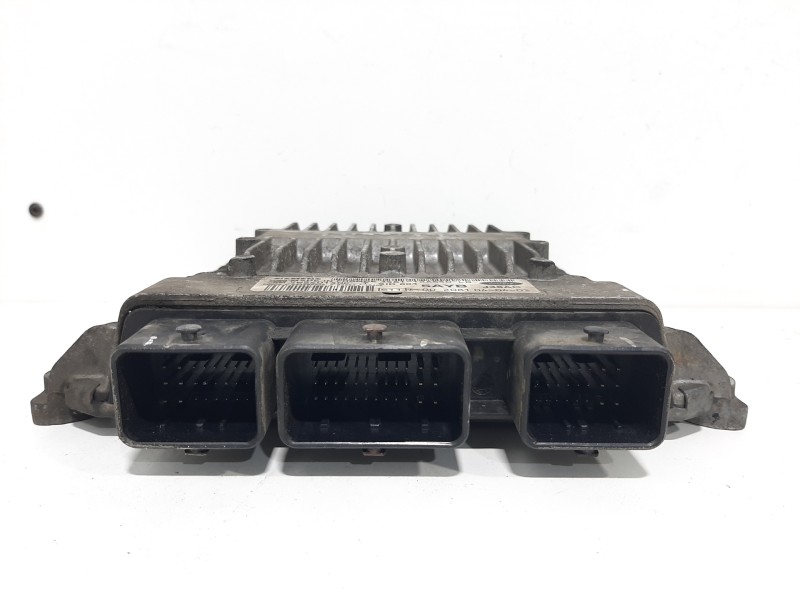 Recambio de centralita motor uce para ford fiesta (cbk) ambiente referencia OEM IAM 5WS4014D-T  