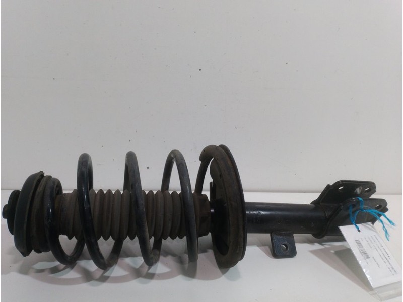 Recambio de amortiguador delantero derecho para peugeot 307 break/sw (s2) sw referencia OEM IAM    Recambio de amortiguador delantero derecho para peugeot 307 break/sw (s2) sw referencia OEM IAM