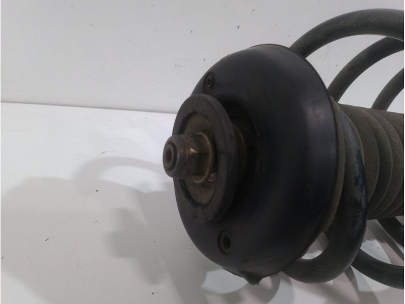 Recambio de amortiguador delantero derecho para peugeot 307 break/sw (s2) sw referencia OEM IAM    Recambio de amortiguador delantero derecho para peugeot 307 break/sw (s2) sw referencia OEM IAM