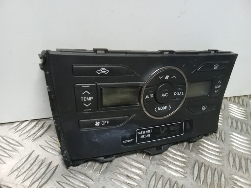 Recambio de mando calefaccion / aire acondicionado para toyota auris live referencia OEM IAM 5590002300  
