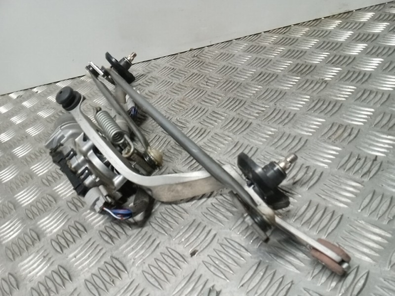 Recambio de motor limpia delantero para toyota auris live referencia OEM IAM 8511002190  