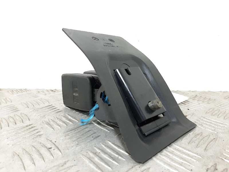 Recambio de enganche cinturon trasero central para mini mini (r50,r53) one referencia OEM IAM 7055957  