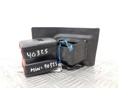 Recambio de enganche cinturon trasero central para mini mini (r50,r53) one referencia OEM IAM 7055957   2