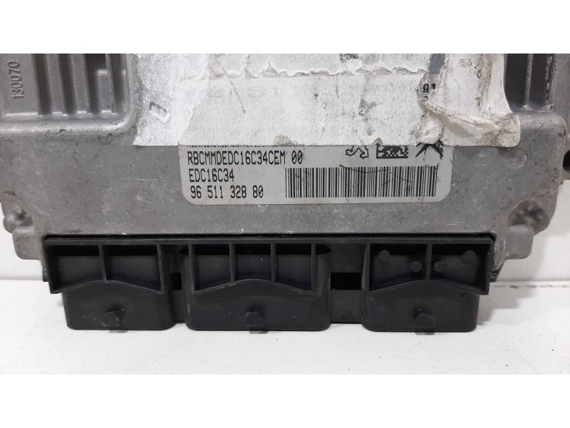 Recambio de centralita motor uce para citroën c4 coupe vts referencia OEM IAM 965112880  