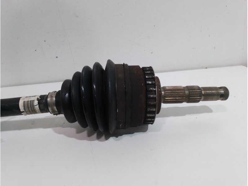 Recambio de transmision delantera izquierda para opel combo (corsa c) familiar referencia OEM IAM 93184280  