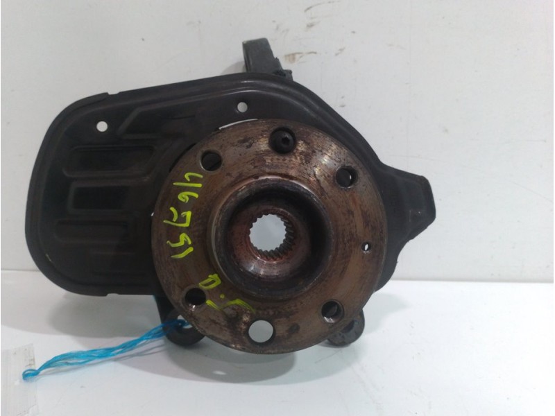 Recambio de mangueta delantera izquierda para opel combo (corsa c) familiar referencia OEM IAM 13154317  