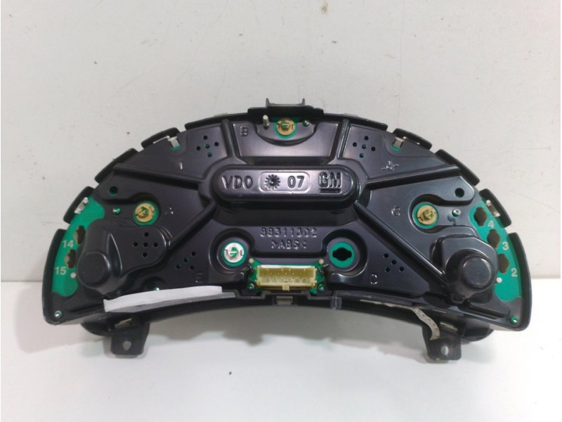 Recambio de cuadro instrumentos para opel combo (corsa c) familiar referencia OEM IAM 88311302  