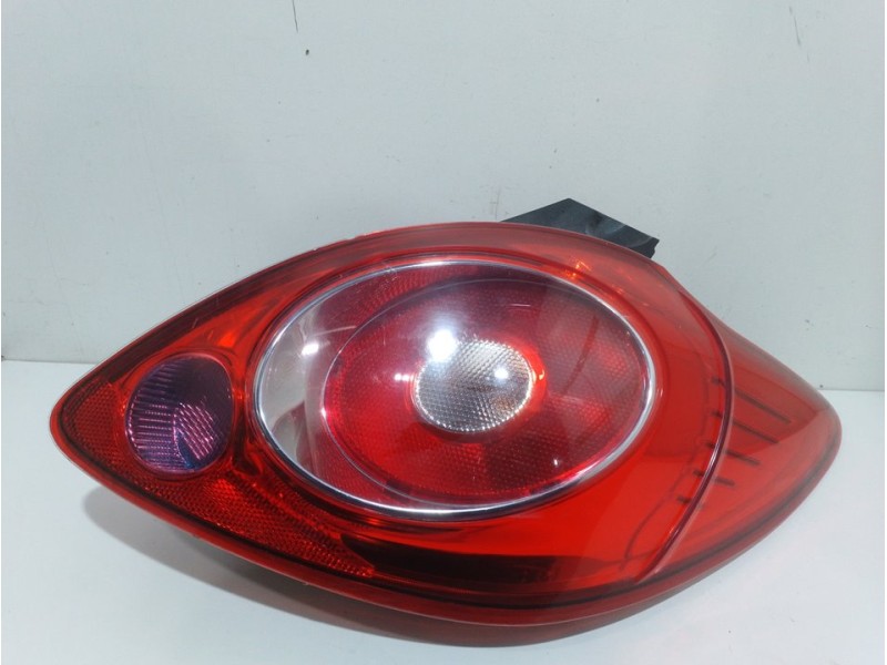 Recambio de piloto trasero derecho para ford ka (ccu) titanium referencia OEM IAM 1579394  