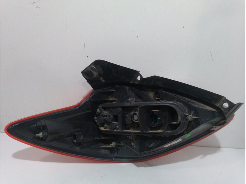 Recambio de piloto trasero derecho para ford ka (ccu) titanium referencia OEM IAM 1579394  