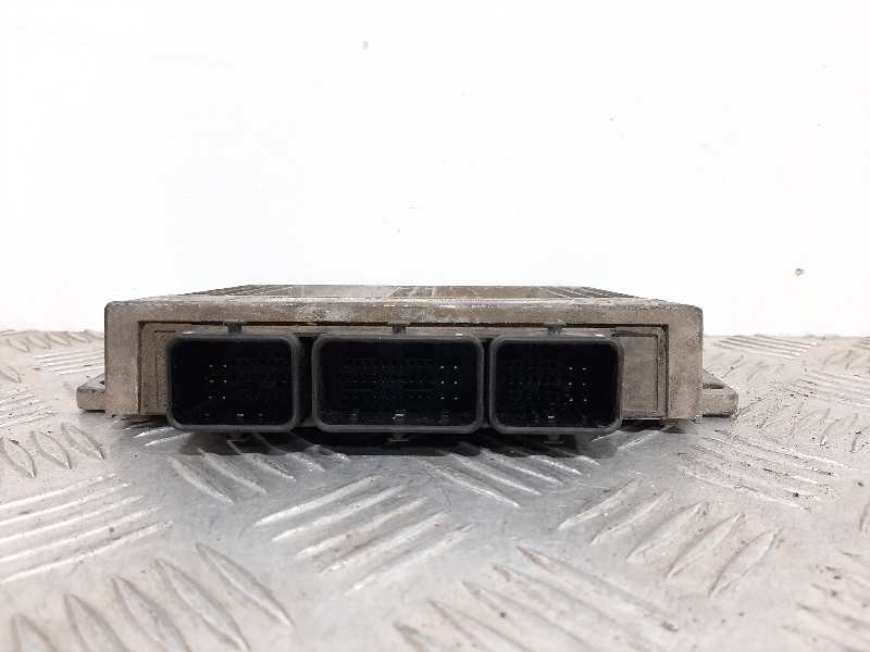 Recambio de centralita motor uce para citroën xsara picasso 1.8 16v referencia OEM IAM 9641338980  