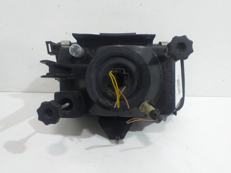 Recambio de faro izquierdo para opel corsa a city referencia OEM IAM   